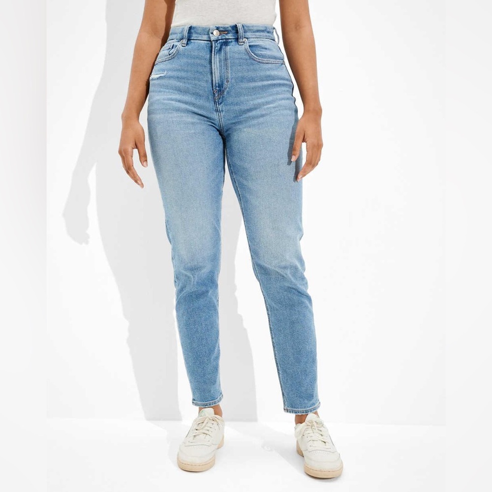 American Eagle Outfitters Light Blue High Rise Jeans